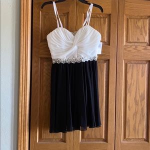 ELEGANT DRESS - size 11